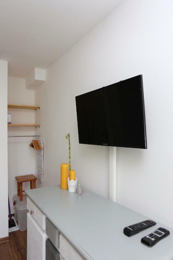 Apartament Twarda 54-Warszawski Sen Warsaw Exterior photo